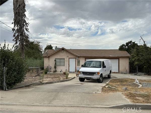 1023 North Main Street, Livingston, CA 95334