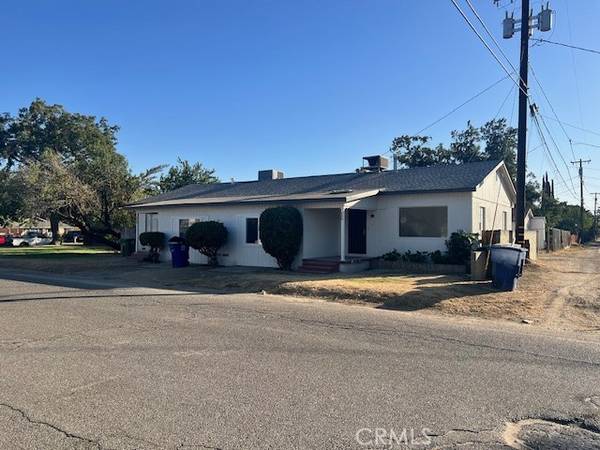 450 South 4th Street, Chowchilla, CA 93610