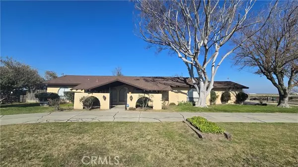 10720 Cozzi Avenue, Dos Palos, CA 93620