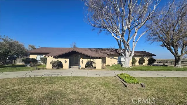 10720 Cozzi Avenue, Dos Palos, CA 93620