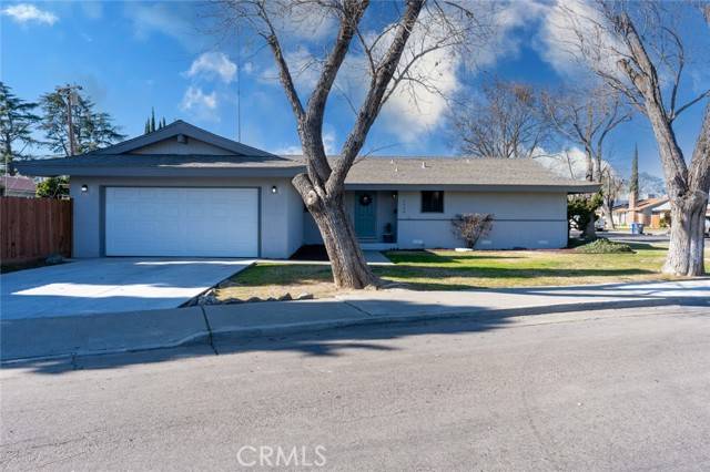1519 South 11th Street, Los Banos, CA 93635