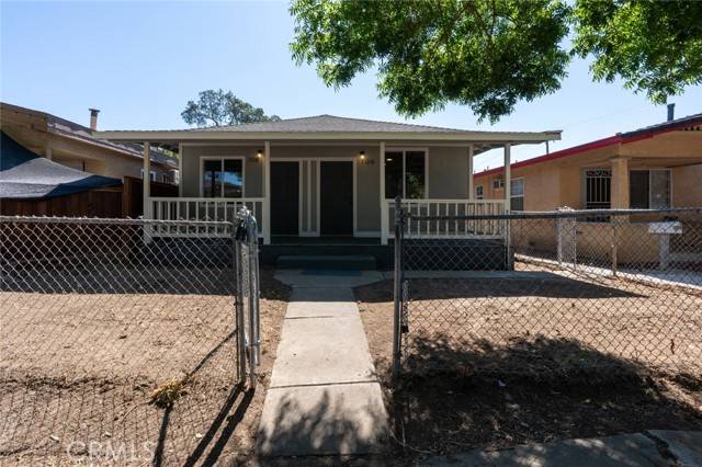 106 Pleasant Street, Modesto, CA 95354