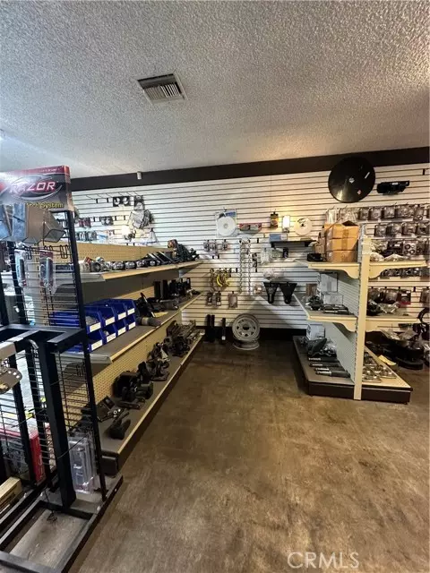 Hanford, CA 93230,8448 Lacey Boulevard