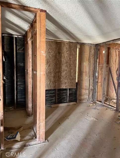 Lucerne Valley, CA 92356,14588 Locust