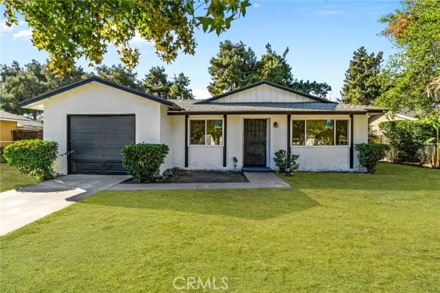 2567 Oak Street, Selma, CA 93662