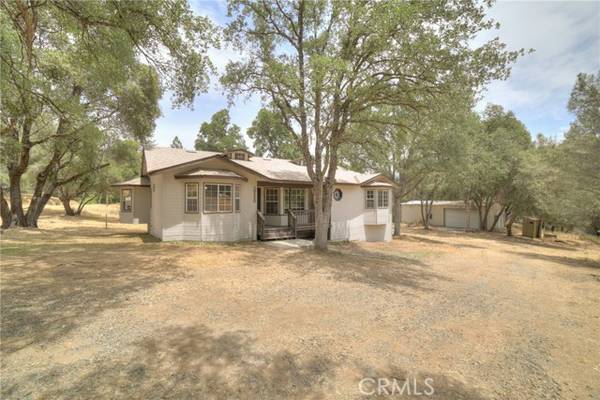 39009 Road 425b, Oakhurst, CA 93644