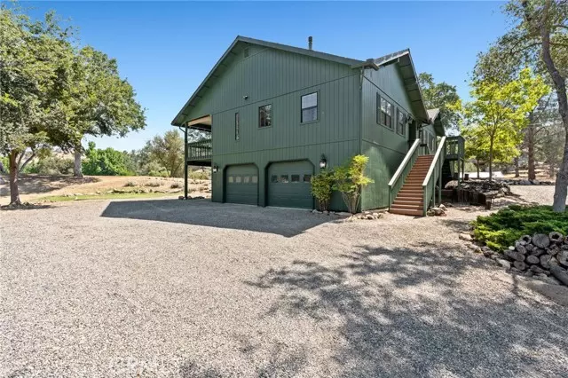 42617 Yosemite Springs Drive, Coarsegold, CA 93614