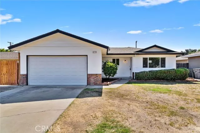 670 West Santa Ana Avenue, Clovis, CA 93612