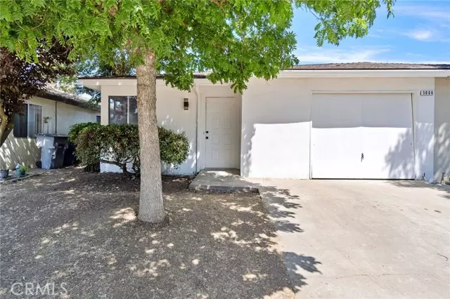 Fresno, CA 93722,5066 West Ashcroft Avenue