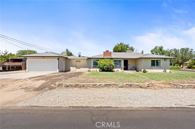 4491 N Dewitt Ave, Fresno, CA 93727