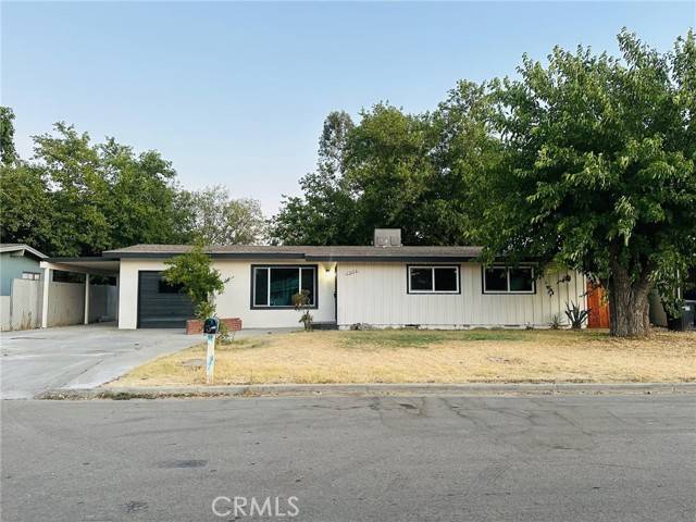 27208 Saunders Road, Madera, CA 93637