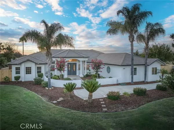 Madera, CA 93636,17448 Island Drive