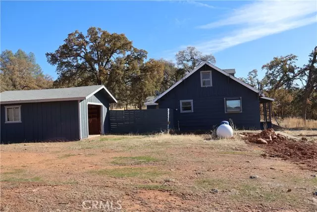 5448 East Whitlock Road, Mariposa, CA 95338