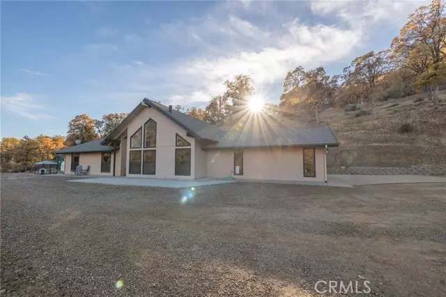 5662 Lakeside Drive, Mariposa, CA 95338