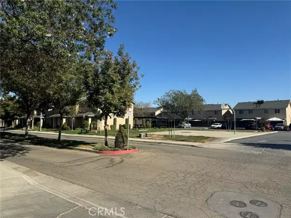 San Joaquin, CA 93660,8541 Deep Street