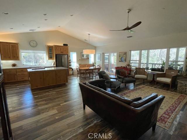 Mariposa, CA 95338,5049 Mari Way
