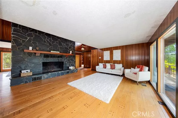 Mariposa, CA 95338,4482 Hirsch Road