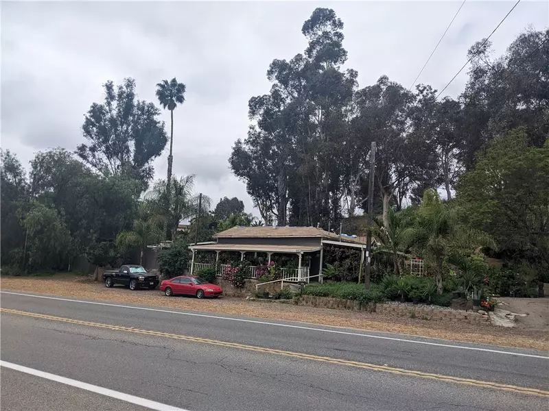 2691 South Mission Road, Fallbrook, CA 92028