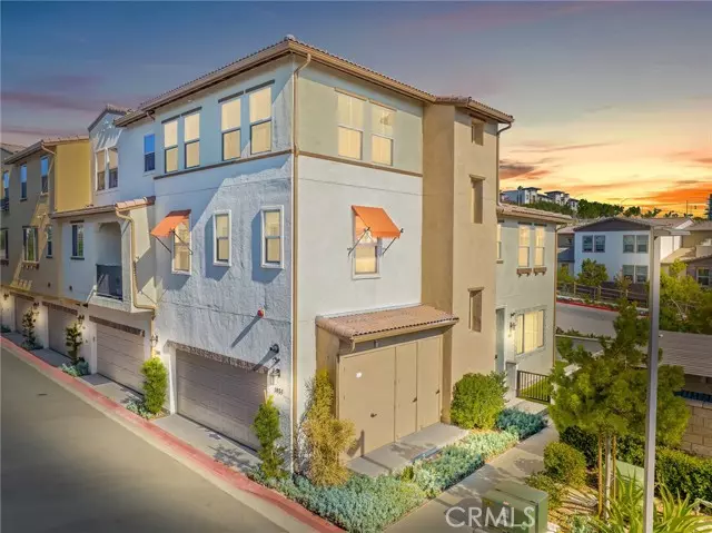 Oceanside, CA 92056,1851 Mesquite Way