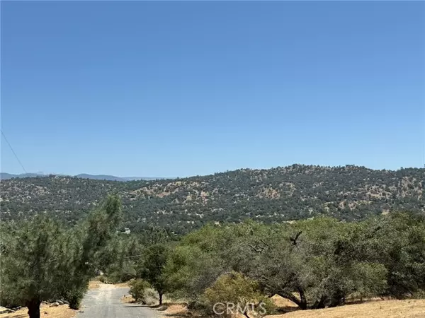 1 Wild Horse Way, Coarsegold, CA 93614