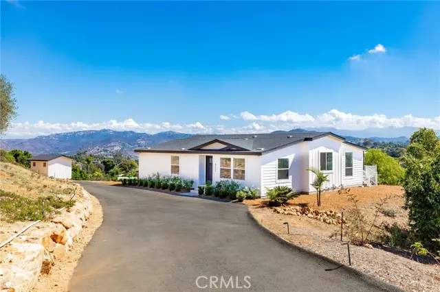 Fallbrook, CA 92028,812 Quail Hill