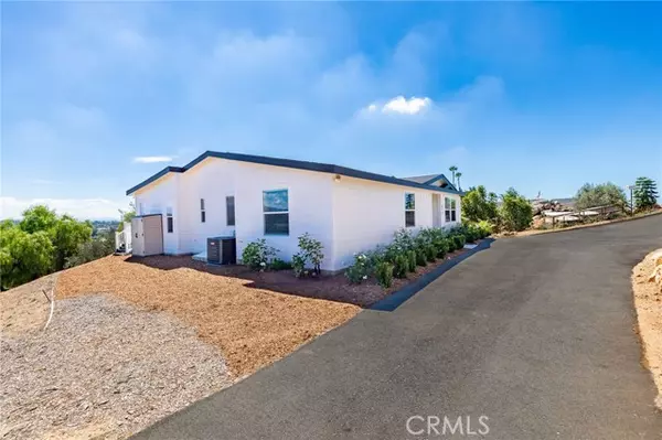 Fallbrook, CA 92028,812 Quail Hill