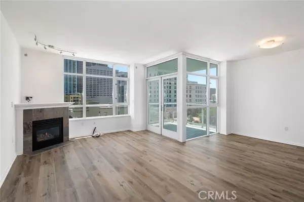 San Diego, CA 92101,850 Beech Street, Unit 711