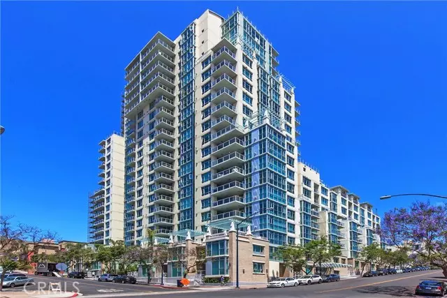 San Diego, CA 92101,850 Beech Street, Unit 711