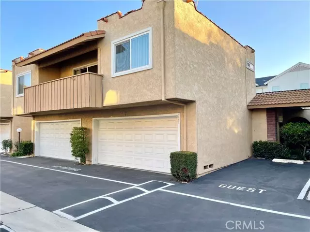 309 Alta Lane, Costa Mesa, CA 92627