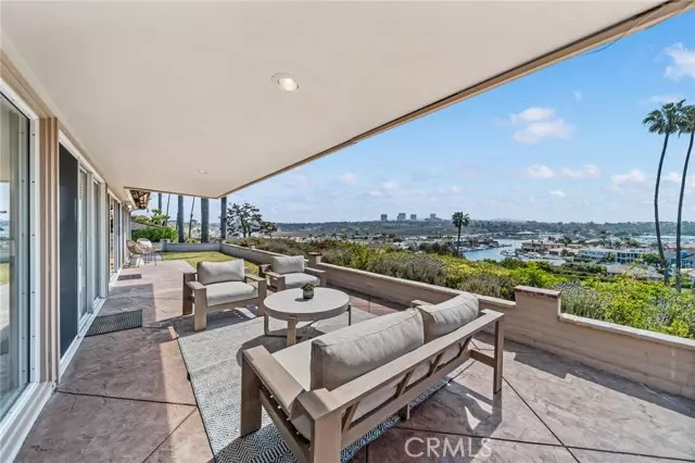 1050 Santiago Drive, Newport Beach, CA 92660