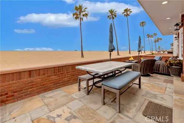 Newport Beach, CA 92661,1102 West Oceanfront