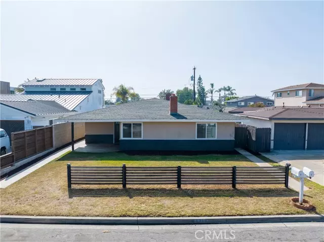 231 Knox Street, Costa Mesa, CA 92627