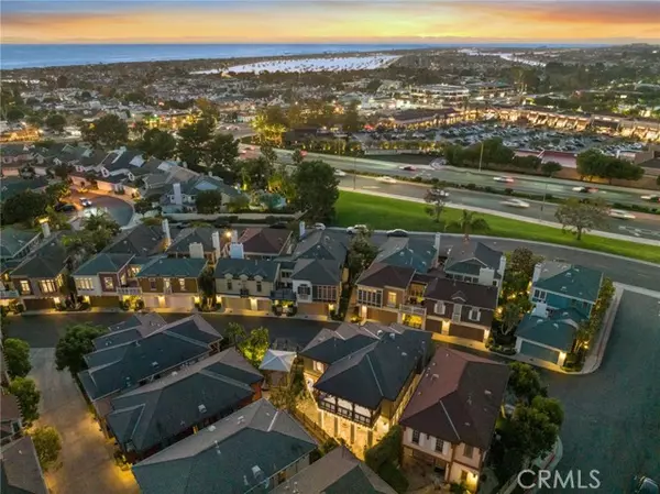 Corona Del Mar, CA 92625,2510 Bungalow Place