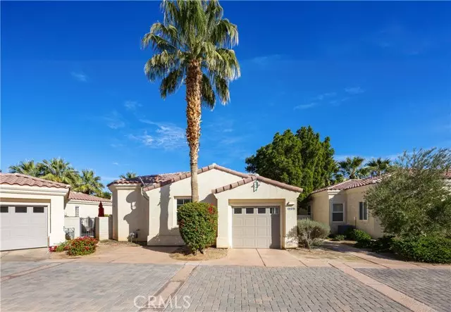 80878 Via Puerta Azul, La Quinta, CA 92253