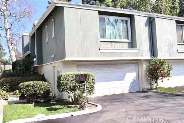 Costa Mesa, CA 92626,902 Hollow Brook Lane