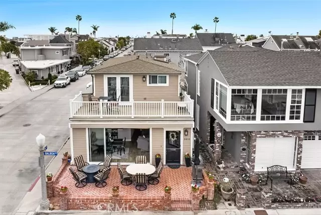 1611 Balboa Avenue, Newport Beach, CA 92662