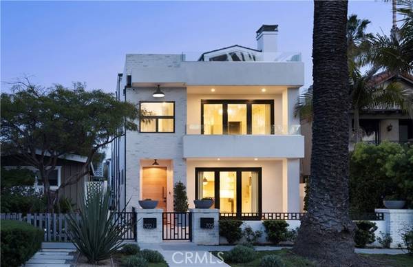 702 Marguerite Avenue, Corona Del Mar, CA 92625