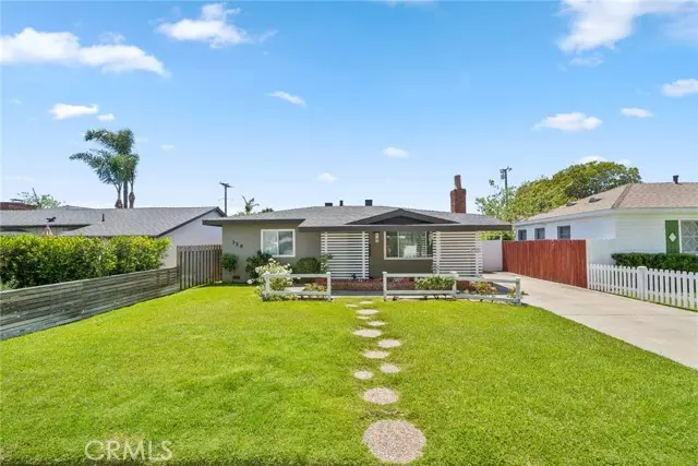 359 Flower Street, Costa Mesa, CA 92627