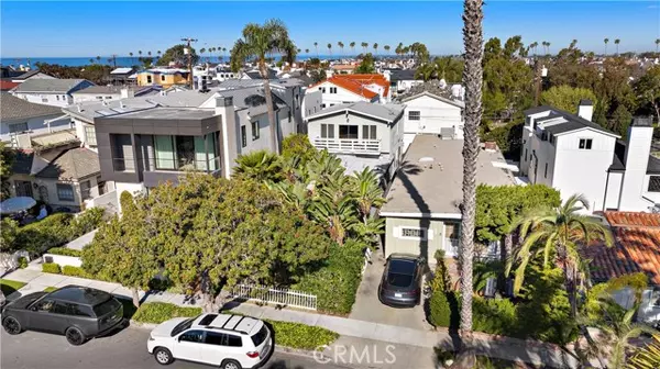 Corona Del Mar, CA 92625,321 Larkspur Avenue