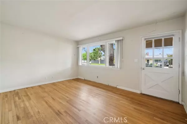 Costa Mesa, CA 92627,290 Walnut Street