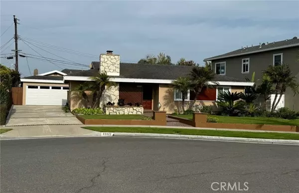 22022 Balboa Circle, Huntington Beach, CA 92646