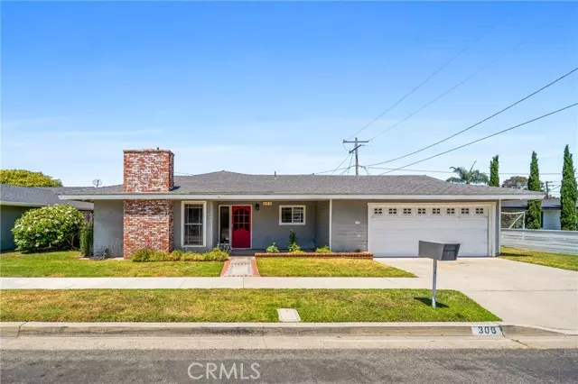 306 Alva Lane, Costa Mesa, CA 92627