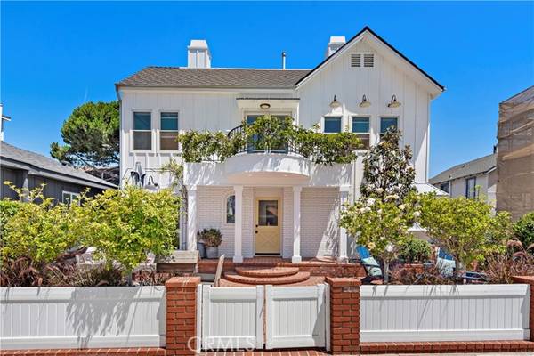 124 East Bay Avenue, Newport Beach, CA 92661