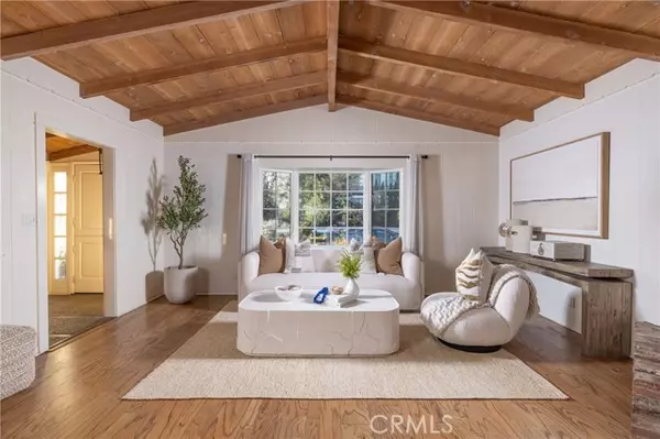 Corona Del Mar, CA 92625,300 Heliotrope Avenue