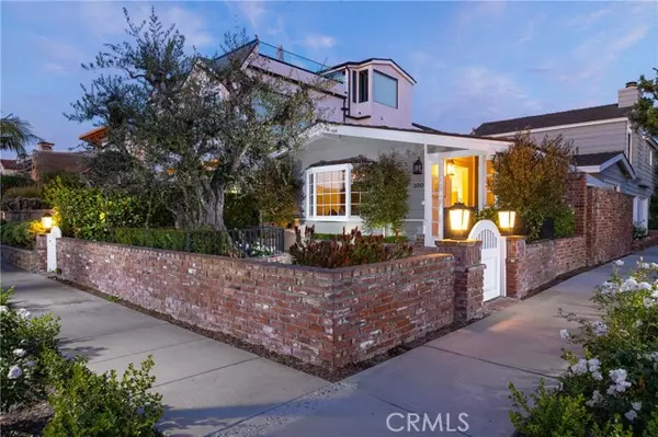 Corona Del Mar, CA 92625,300 Heliotrope Avenue