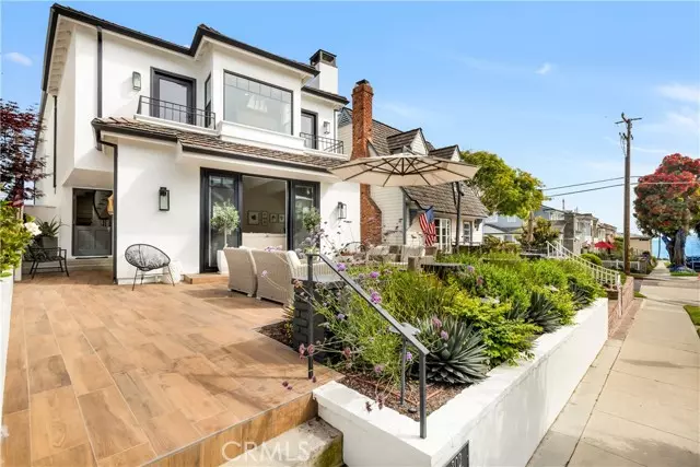 Corona Del Mar, CA 92625,302 Narcissus Avenue