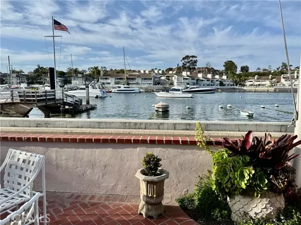 1009 North Bay Front, Newport Beach, CA 92662