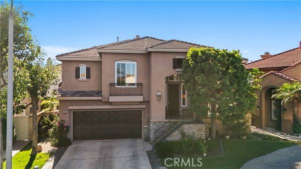 813 Megan Court, Costa Mesa, CA 92626