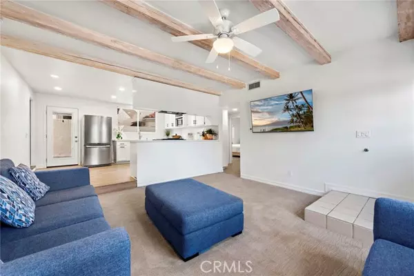 Corona Del Mar, CA 92625,322 1/2 Jasmine Avenue