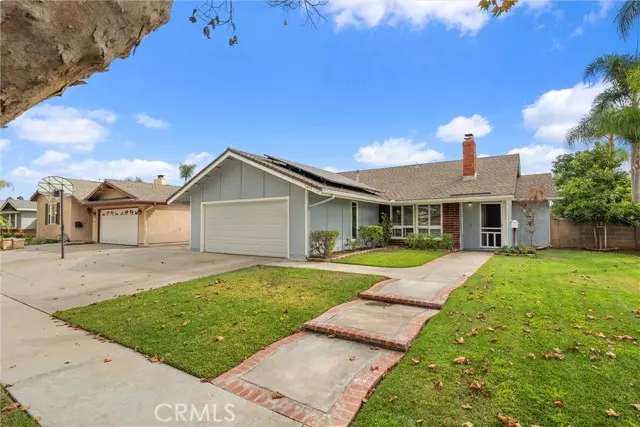 5402 Redwood Street, Yorba Linda, CA 92886